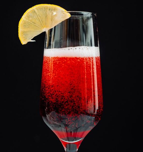 Королівський Кір (Kir Royal)